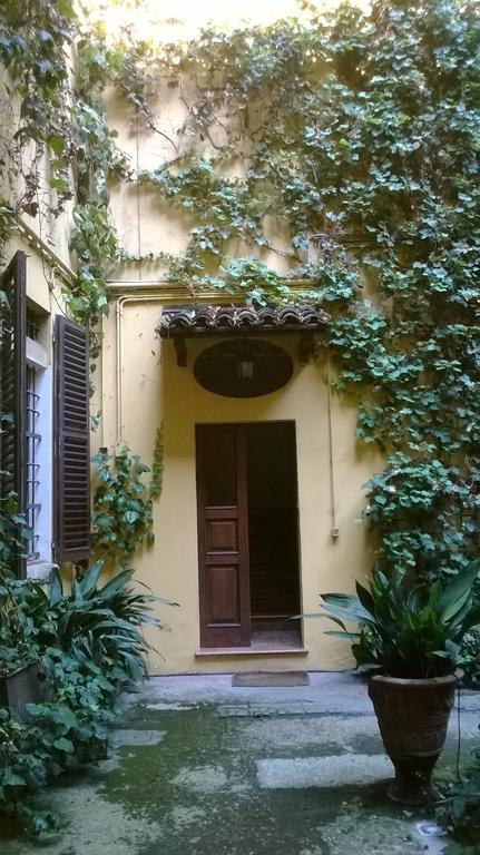 The Frog'S Hideaway Apartment Bologna Exterior photo