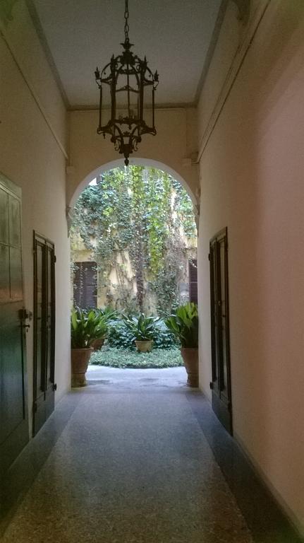 The Frog'S Hideaway Apartment Bologna Exterior photo