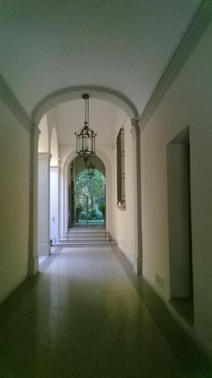 The Frog'S Hideaway Apartment Bologna Exterior photo